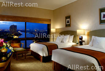 Royal Orchid Sheraton Hotel 10
